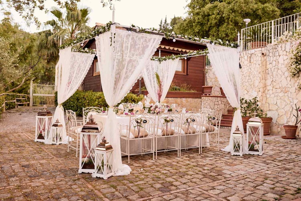 matrimonio villa fabiana palermo sposarsi a palermo matrimonio in sicilia location in esclusiva a palermo location di matrimoni posto dove sposarsi vicino a palermo sposi con torta nuziale micro wedding elopment